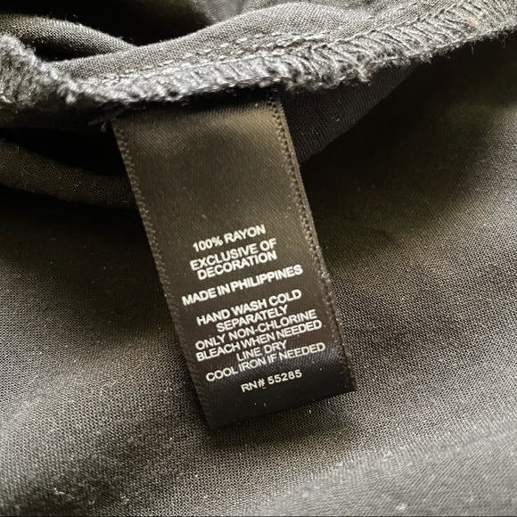 EXPRESS Lace trim surplice skort romper - Black - Picture 6 of 7